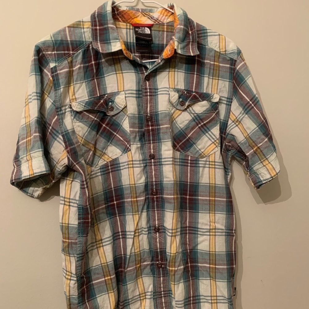 The North Face men’s collared shirt